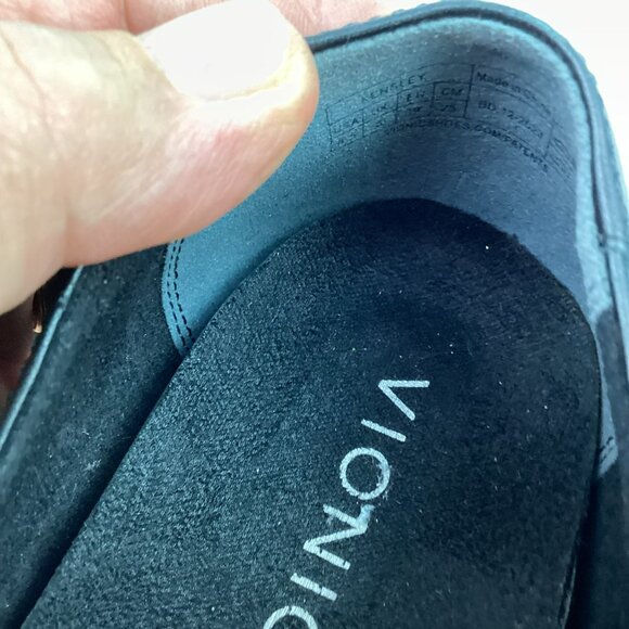 Vionic Kensley Womens 8.5 Black Leather Loafers Comfortable Slip-On NWOT - Picture 9 of 9